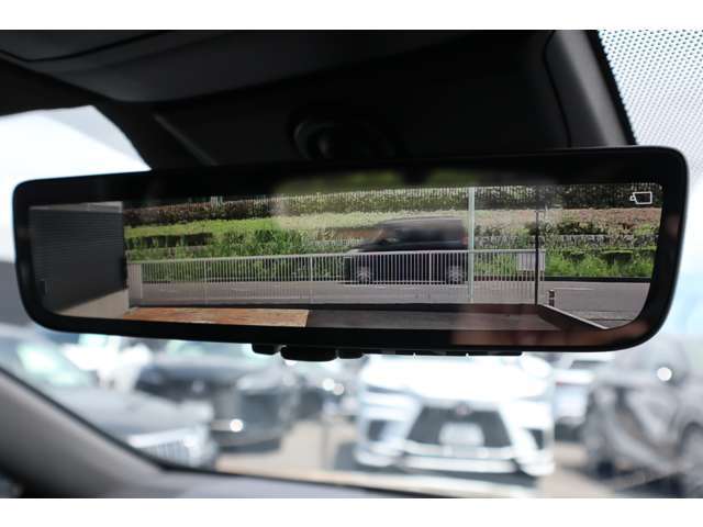 純正オプション、デジタルインナーミラー、新車時のみ注文できるオプションです
