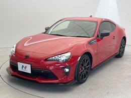 【GRエアロ】人気の純正エアロを装備！クルマの外観がよりスタイリッシュになり、街中で存在感あふれる1台に♪将来買い替える時にもリセールに影響しやすく、価値ある人気の装備です！