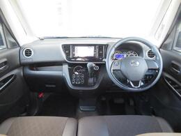 ご納車後も安心なプレミア保証をご提案いたします。ナビや電装品、エアコンなども含めた600項目の充実した保証内容と安心のロードサービス付帯でサポートいたします。詳細はお尋ねください。