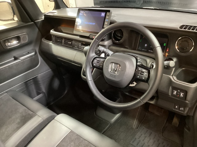 ディーラー整備士による納車前整備とアフターサービスは当店でお求めいただくのメリットのひとつです。