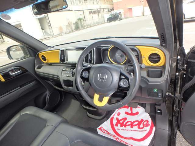 日本中古自動車販売協会連合会、略してJUと呼ばれる社団法人の正会員です。少しでも多くのお客様に良質な中古車をお届けできるよう、精進しております！