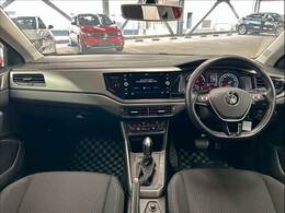 純正ナビ搭載でロングドライブも快適！