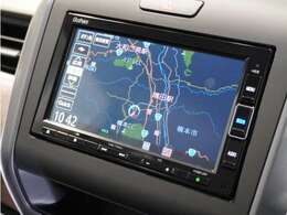 【ナビゲーション】起動までの速度と地図を検索する速度が最大の魅力。初めての道でも安心・快適なドライブをサポート出来ます。操作も簡単で、ストレスフリーなドライブを提供。