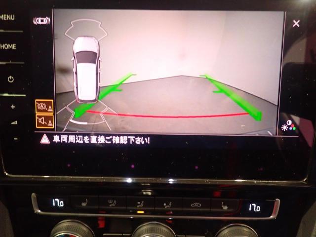 バックモニター搭載で車庫入れ安心！バック中の死角部分がモニターに映し出されるので安全性アップ！！