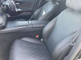 メルセデスならではのしっかりとした造りのシート。ロングドライブでも疲れ知らずです。