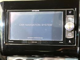 【ナビゲーション】使いやすいナビで目的地までしっかり案内してくれます。各種オーディオ再生機能も充実しており、お車の運転がさらに楽しくなります！！