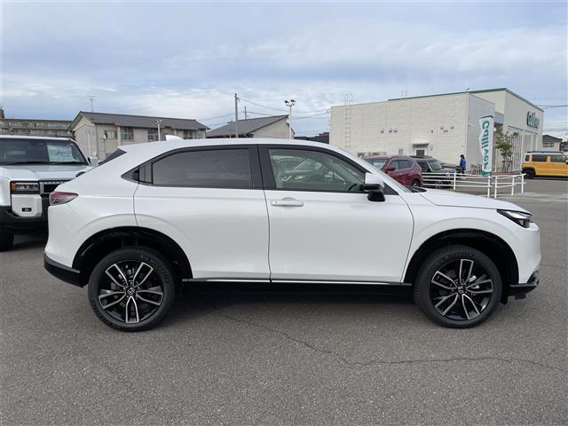 美しい光沢と高い撥水性能を実現！「リアルガラスコートR」もおススメコーティングとして取り扱っております！