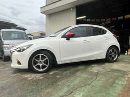 希少15MB！！修復歴なし！！車検9年7月！！16AW！！車高調！！マフラー！！ハーフレザーシート！！センス良き一台！！内外装もキレイですお見逃しなく！！