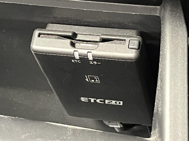 その他、お車の細かい状態につきましては当店スタッフが現車を確認し細かく丁寧にご案内致しますので、お気軽にお問合せ下さい☆