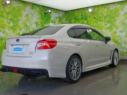 全国に店舗を展開しているのでどこでもお取り寄せが可能です！この車が気になるけど遠方だから・・・と諦める必要はありません！※別途陸送費が必要です。