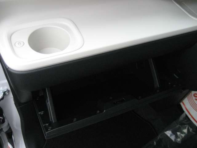 収納スペースも豊富でオススメの1台です。