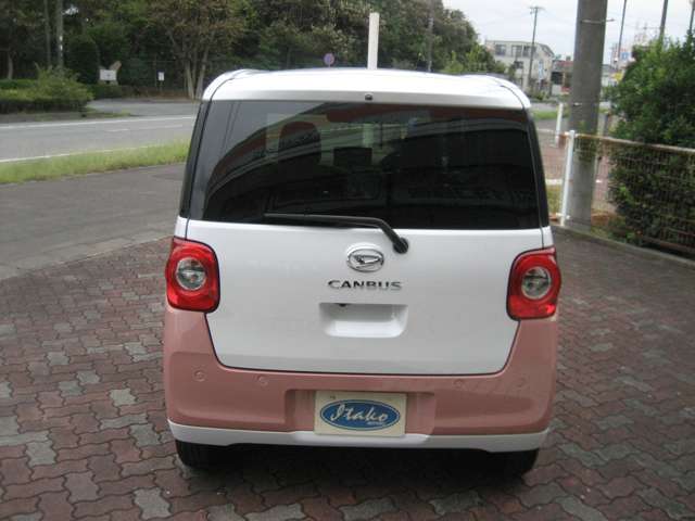 ご成約頂いた後、納車整備を行い車検を受けてお渡しいたします。もちろん支払い総額には費用も含まれております。