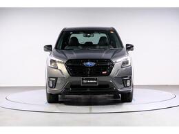 航空機をモチーフにしたフロントマスク、スバルらしさをさりげなくアピールします