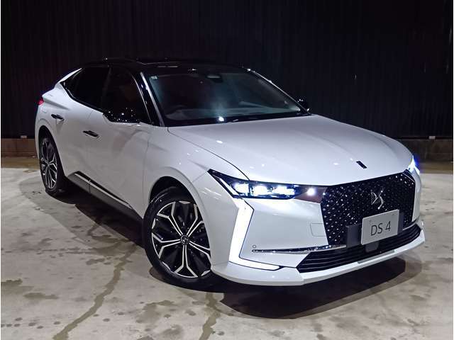 ※本車両は弊社納車整備センターにて展示中、ご覧になられる際は事前に当店までご連絡ください