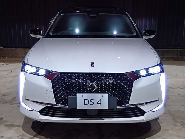 ※本車両は弊社納車整備センターにて展示中、ご覧になられる際は事前に当店までご連絡ください