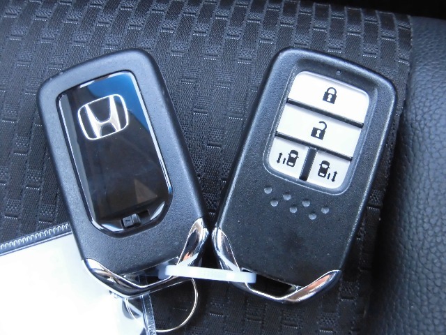 Hondaスマートキーシステムは携帯しているだけで施錠や解錠、エンジン始動もできる便利な機能です！