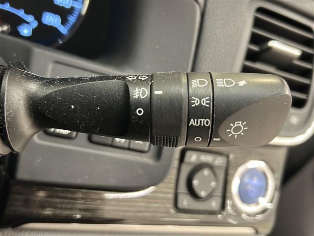 ◆こちらに掲載されている車両以外にも展示車両は多数ございます。色違い、グレード違い、多少ご希望に添えない場合も一度ご連絡いただければと思います。すぐにご希望の車両をお探しいたします。