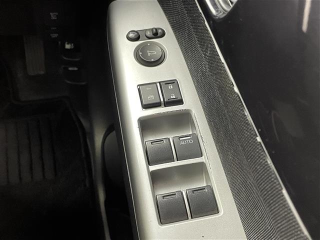 店舗にて現車の確認もいただけますので、お電話で在庫のご確認の上是非ご来店くださいませ！！！