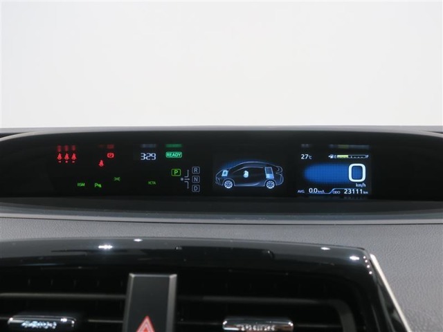 デジタルメーターはスピードが見やすい！飛ばしすぎはエコ運転の敵ですよ！