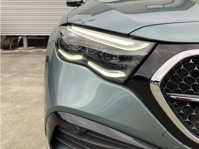 車検や点検でご入庫の際には、メルセデス・ベンツの最新の代車を無料でご利用頂けます。気になるモデル・乗ってみたいお車などございましたら是非ご相談ください！（事前予約が必要です）