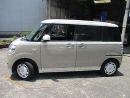 自社工場(鹿児島陸運支局表彰工場6回）でアフターサービスも充実！屋根付き展示場にて大切に展示中！