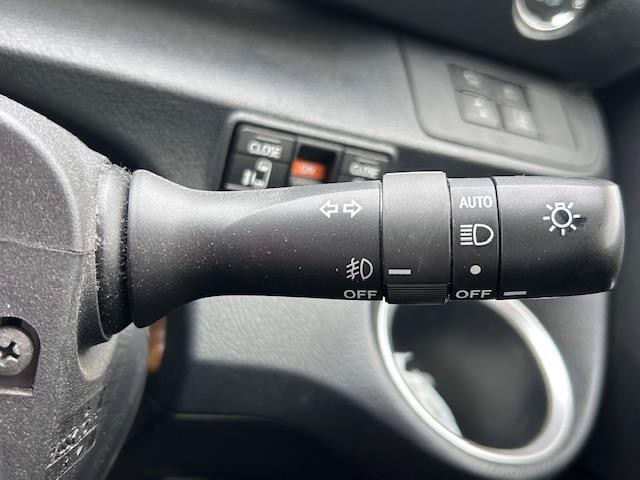 ◆オートライト【オートライトなのでライトのつけ忘れを気にすることなく運転が出来ます。】