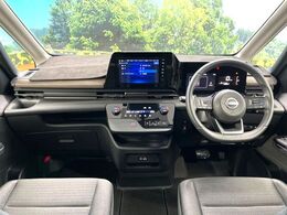 グループ総在庫数約30，000台！！全国の系列店からメーカー・車種問わずご紹介出来るので、あなたにピッタリのお車が見つかるはずです♪まずはお問い合わせ下さい☆