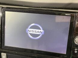 【大画面ナビ】人気の大型9インチナビを装備。存在感のある大画面はインパクト大！ナビ利用時のマップ表示は見やすく、テレビやDVDは臨場感がアップ！いつものドライブがグッと楽しくなります♪