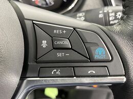 【プロパイロット】高速道路での長距離走行が楽に！！渋滞時と巡回走行のシーンで、アクセル・ブレーキ・ステアリングを自動で制御し、長距離運転の負担を軽減してくれます♪