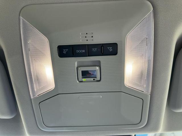 車選びにはお悩みがつきものです！具体的な購入までは検討していないけど車は気になるというお客様も大歓迎です！是非中古車購入の第一歩のお手伝いをさせてください！