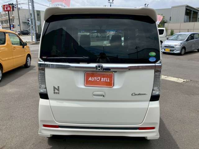 現車を確認していただき、気になる箇所はお気軽にご相談下さい。板金をしてからのご納車ももちろん出来ます！