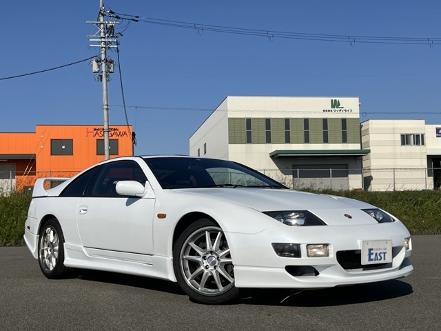 日産 フェアレディZ 3.0 バージョンS・レカロ ツインターボ 2by2