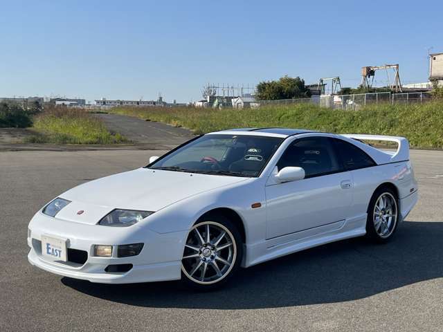 日産 フェアレディZ 3.0 バージョンS・レカロ ツインターボ 2by2