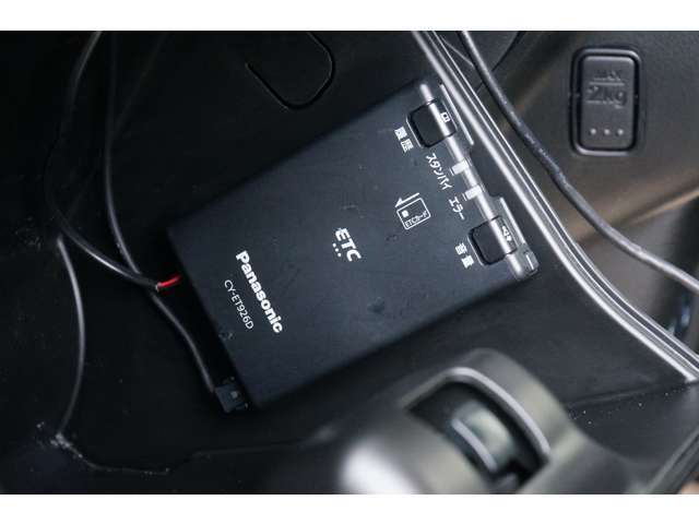 高速道路の走行の際に便利な「ETC」付き！