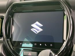 【純正ナビ】人気の純正ナビを装備。オーディオ機能も充実しており、Bluetooth接続すればお持ちのスマホやMP3プレイヤーの音楽を再生可能！毎日の運転がさらに楽しくなります！！