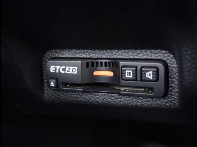 今や必需品の◆ETC車載器　装備車◆　有料道路を利用する際にスムースに通過でき、わずらわしい料金支払いから開放されます！