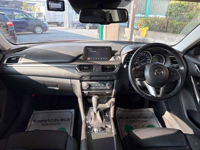 運転席廻りの画像です！操作スイッチ類も比較的に綺麗な状態です♪他に詳細画像をご希望の方はこちら！【1st@e-g-a.co.jp】へご連絡ください！
