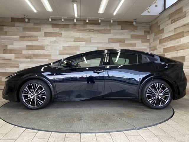 お問い合わせは0120-24ー4092まで。専門店だからこその知識・経験豊富なスタッフ達が、お客様に最適な一台をご案内致します。