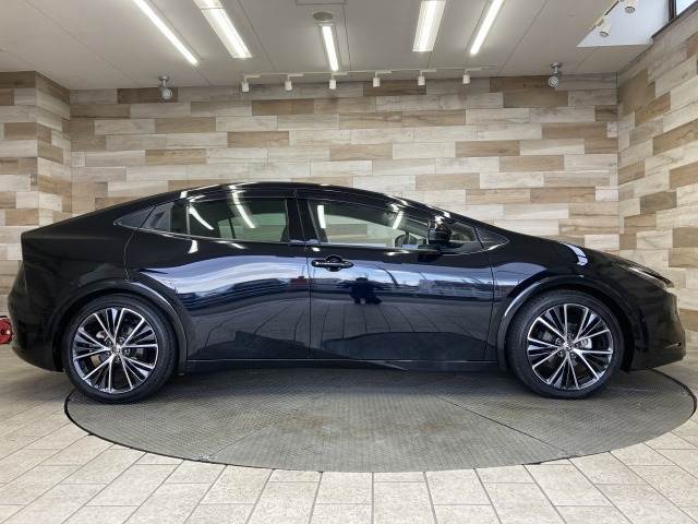 愛知県名古屋市を中心に中部地方で30店舗を展開。愛知より最短30分。地域最大級のSUV専門店です。総在庫数2500台☆