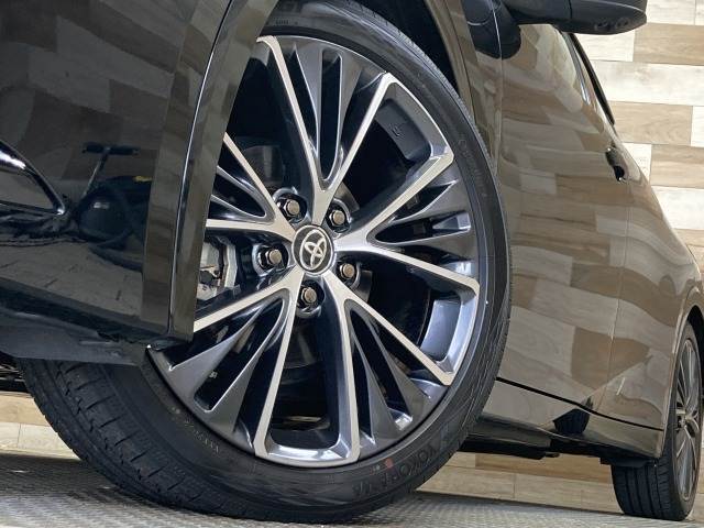 【純正19インチAW】装備です！また、当社では社外AWやスタッドレスタイヤの販売も行っております！！