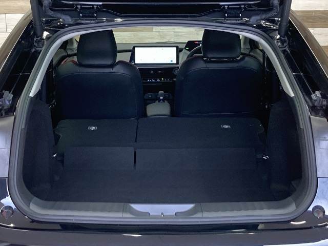 ラゲッジルームは日常・レジャーに活躍する事間違いなし。