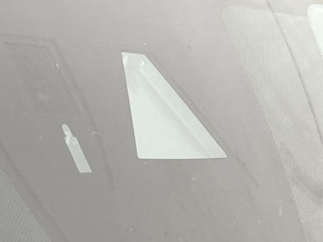 【スマートブレーキサポート】走行中に前方の車両等を認識し、衝突しそうな時は警報とブレーキで衝突回避と被害軽減をアシスト。より安全にドライブをお楽しみいただけます。