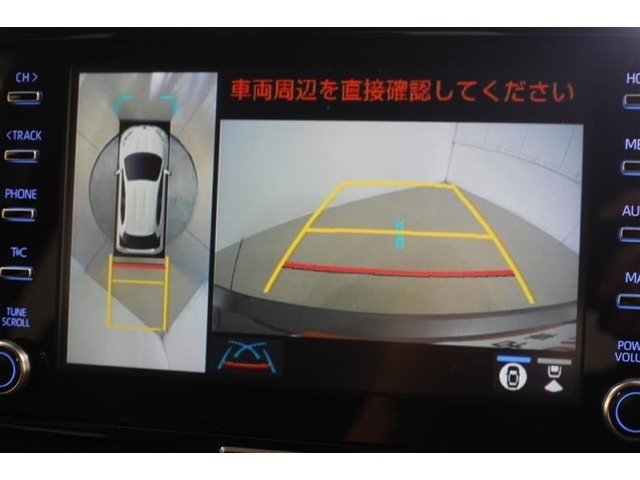 バックモニター搭載で車庫入れ安心！車庫入れが苦手な人もこれで安心！