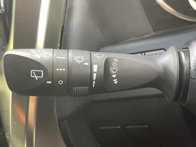 国産車から輸入車まで多様なお客様のニーズのお応えできるように、全国規模で豊富な在庫展開！車のことならWECARSへ！