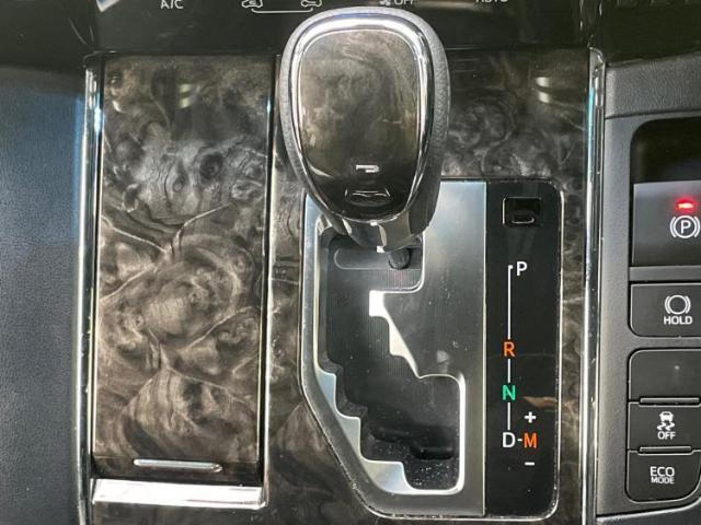 お車に合わせて無料保証以外にも、保証範囲、期間、距離を拡充させた有料保証もご用意しております！中古車の購入が初めてで不安・・・というお客様もご安心ください！