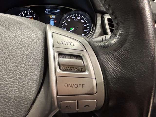 クルーズコントロールも付いて高速道路を快適ドライブ