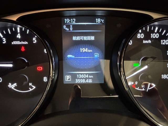 走行わずか14000Km足らず！