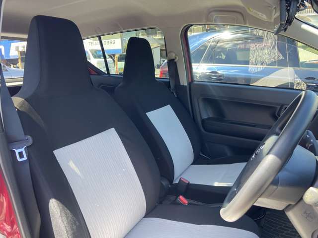 ベテランスタッフがお客様の車を丁寧に1台1台整備致します。急なトラブルもすぐに対応致します。
