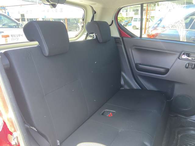 当店は民間車検工場完備です。車に関して不明な点、車検、保険の料金を少しでも安くしたい等、何でも相談ください。
