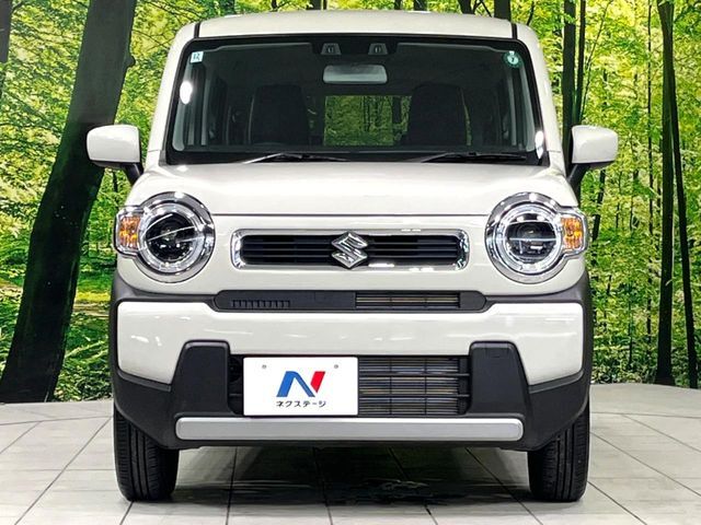 弊社では、全車『修復歴なし』のお車のみ取り扱っております。専任バイヤーによる厳選した仕入れの後、入庫後の車両チェックを行い、ネクステージが認定した高品質な中古車をご提供しております。